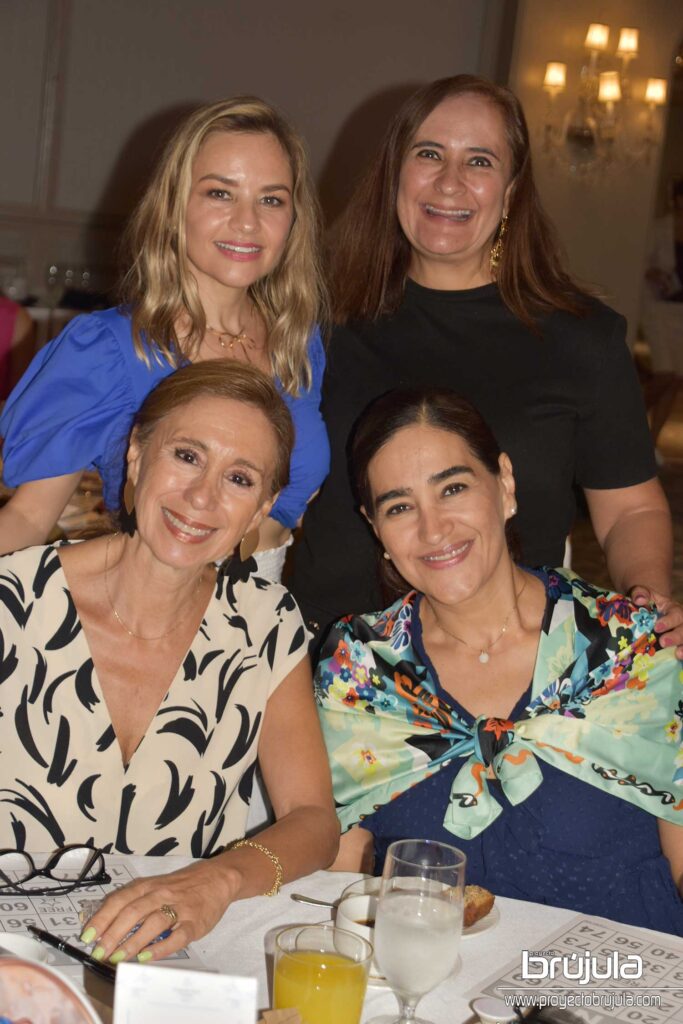 15 CYNTHIA CHAVARRíA, PATY GIRAULT, PATY DE BROWER Y GLORIA MEDINA