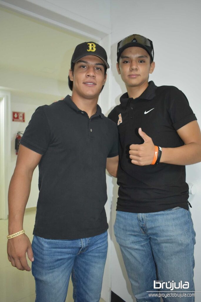 20 SERGIO VARGAS Y ALBERTO DíAZ 