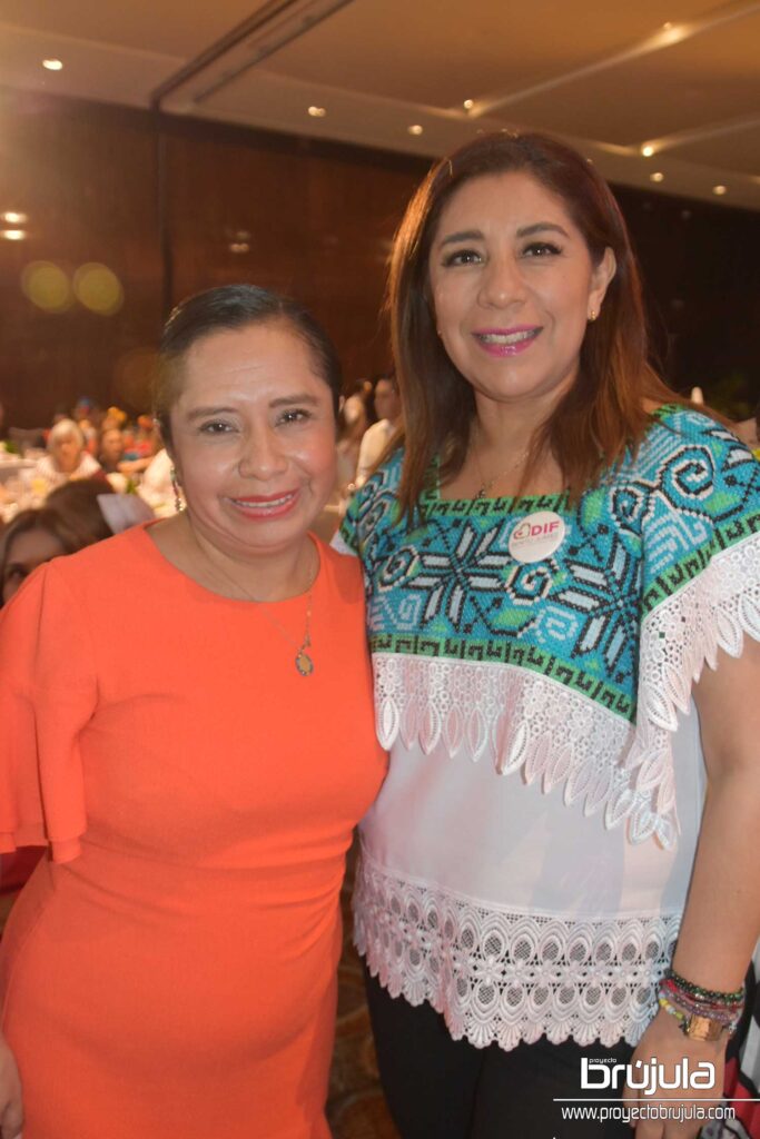 23 CITLALI HERNANDEZ Y MARISOL SENDO