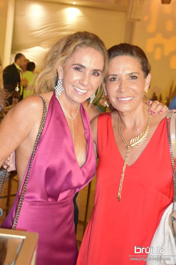 33 PATY JIMENEZ Y SUSANA DE LA PENA