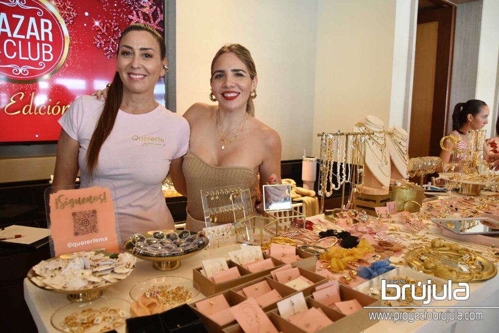 8 LORENA MOLINA Y ROSANA FALLER