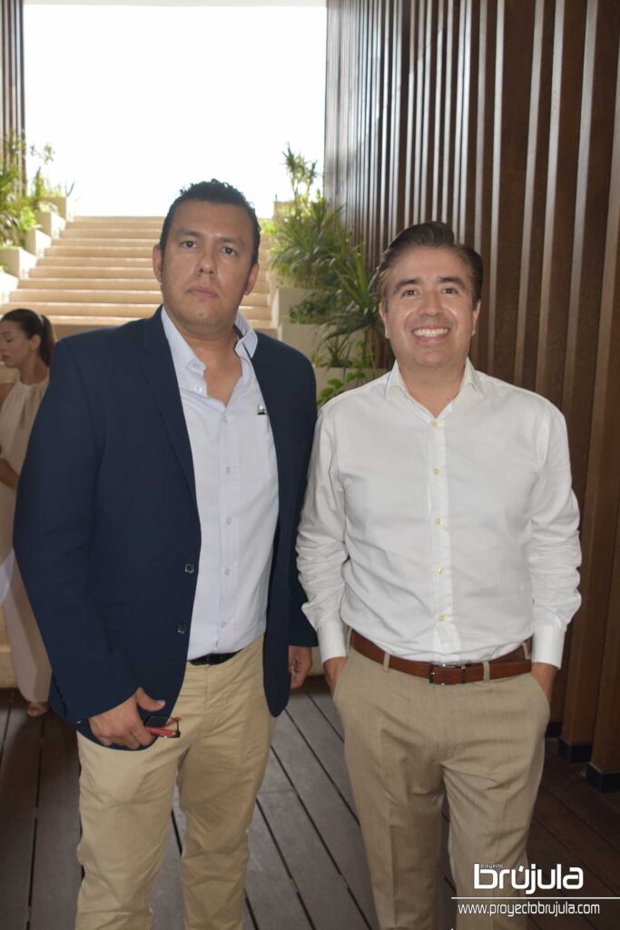 8 EDER RODRíGUEZ Y JORGE MOLINA