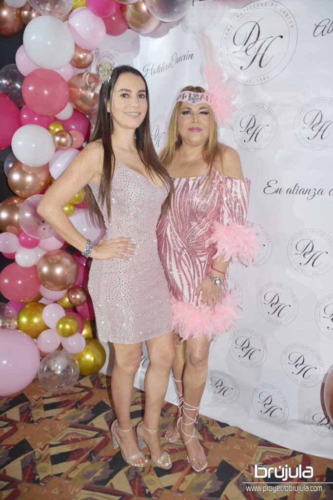11 MARLEN FERNANDEZ Y ROSY ARELLANO