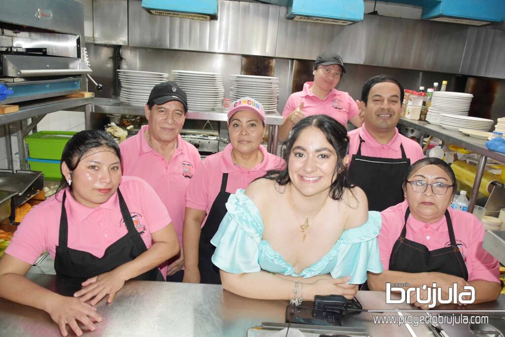 26 EL EQUIPO DE COCINA