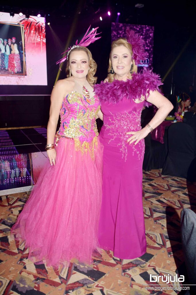 6 GABY REJON Y ELVIA BARBA
