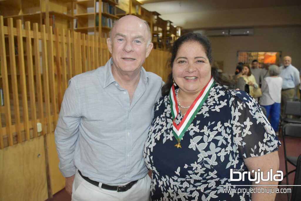 15 EUGENE EUGENE RIBICKY Y MARISOL VENEGAS