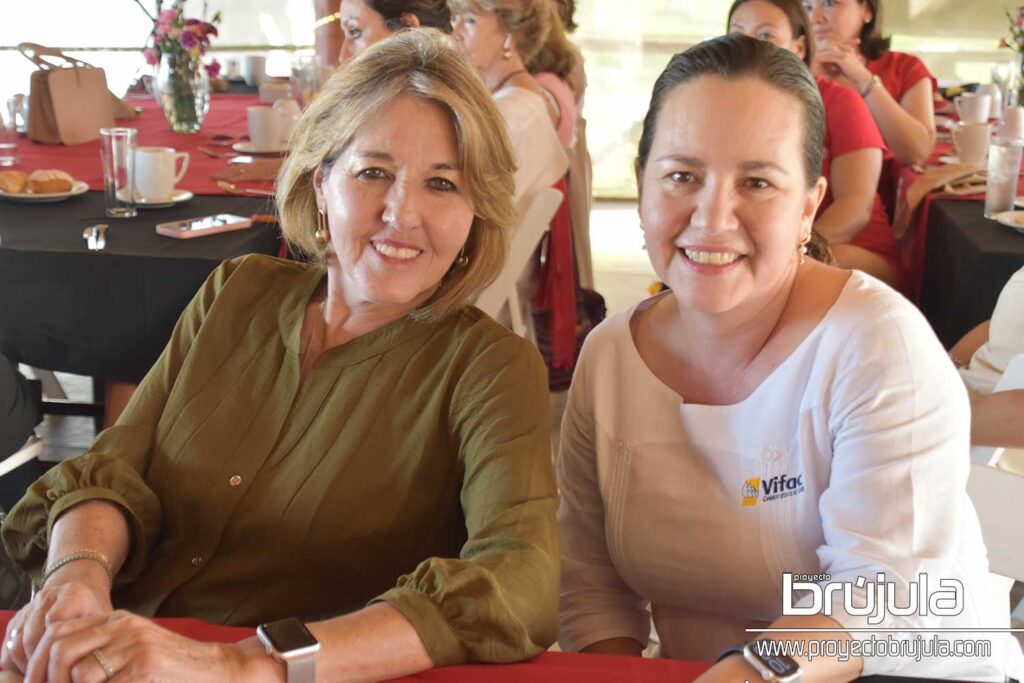 3 PATRICIA GUITIéRREZ Y LILI MACEDO