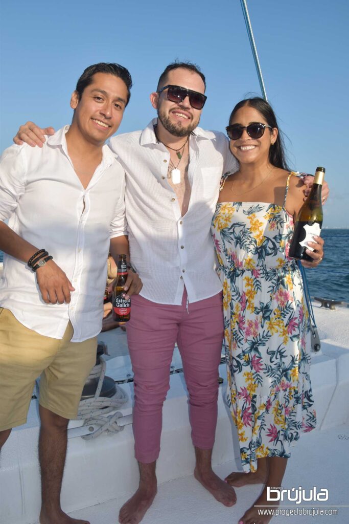 5 ROGELIO PEREZ GERARDO PALMA Y PAULINA FLORES