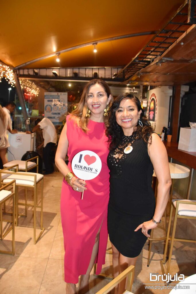 28 MARIELA PONCIANO Y CLAUDIA ARZAMENDI