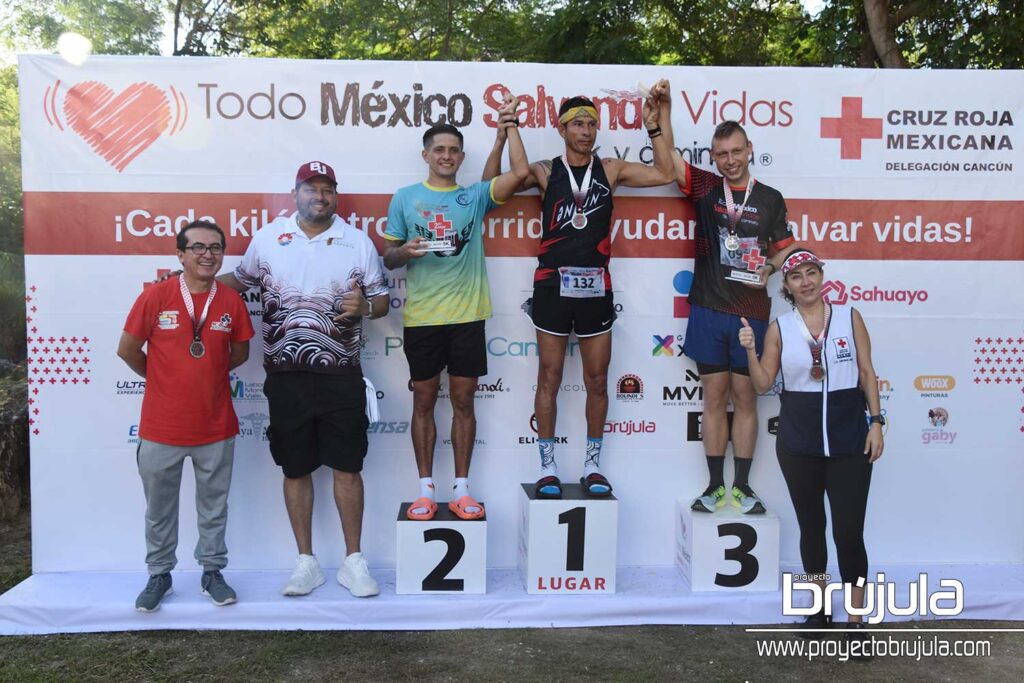 3 JUAN JOSé MONTES, PRIMER LUGAR JEREMY DELCOURJE, SEGUNDO Y JAVIER RUIZ, TERCERO
