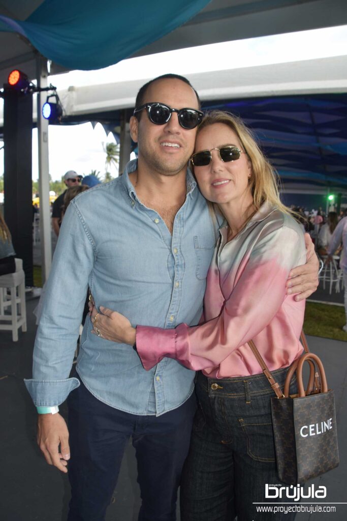 12 ALBERTO SáNCHEZ Y PAMELA MILDARE