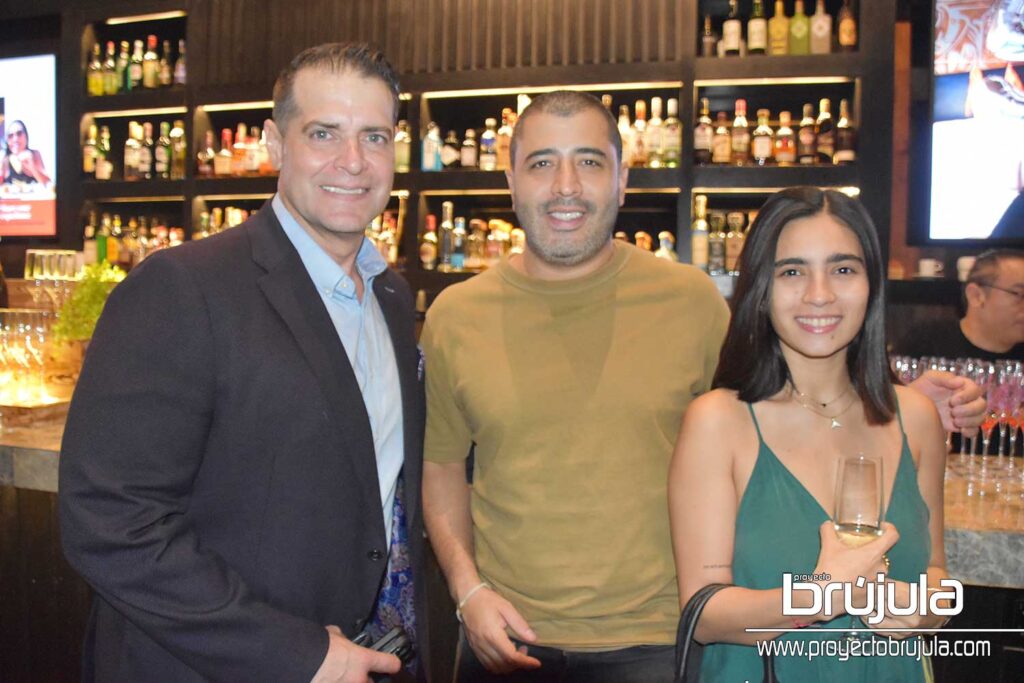 7 MIGUEL CORONEL, DAFNE Y RODRIGO BWE