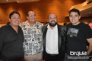 10 FLAVIO ARAIZA, MIGUEL JUáREZ, YANIEL SANTOS Y JORGE SáNCHEZ 