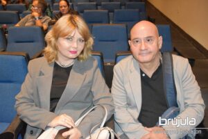 11 ELENA VASILEVA Y ANTONIO MOLINA
