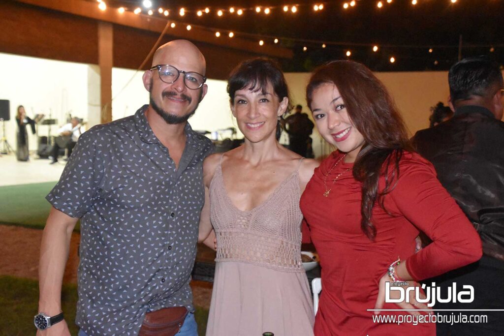 13 BRUNO CASTILLO, MABEL PETROFF Y ROSANA ARJONA