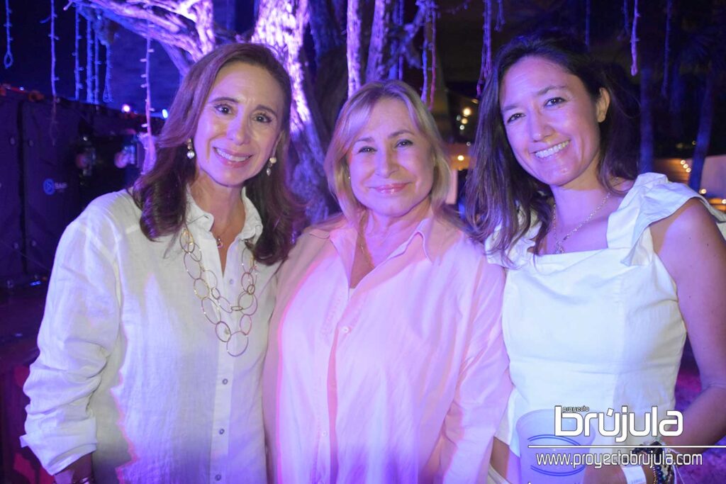 18 PATY DE BROUWER, VERENA GRAFF Y LUISA GáRATE