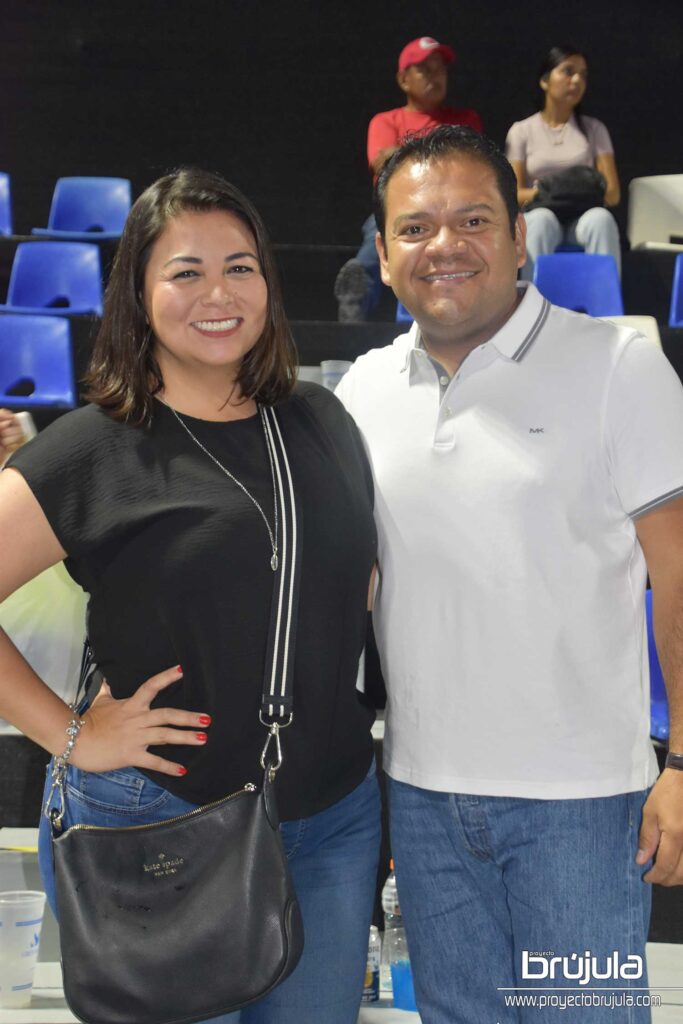 24 MARIELLA DELGADO Y OMAR MORALES
