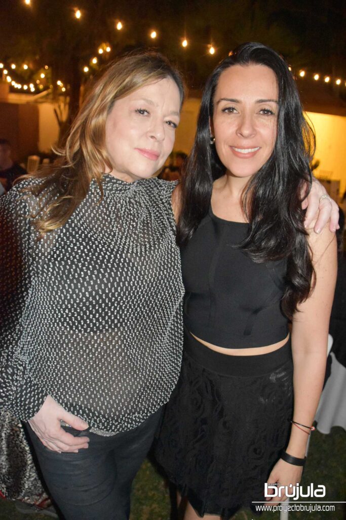 3 MARTHA GERSTEIN Y GENA BEZANILLA