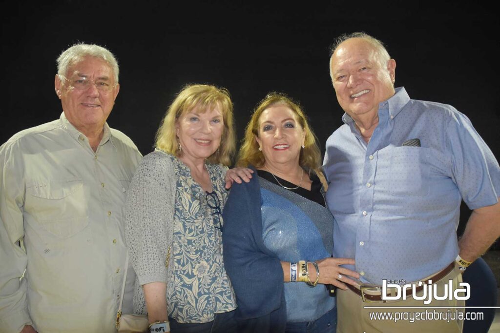 4 MALDONADO CON GENNY Y EDUARDO MARTíNEZ