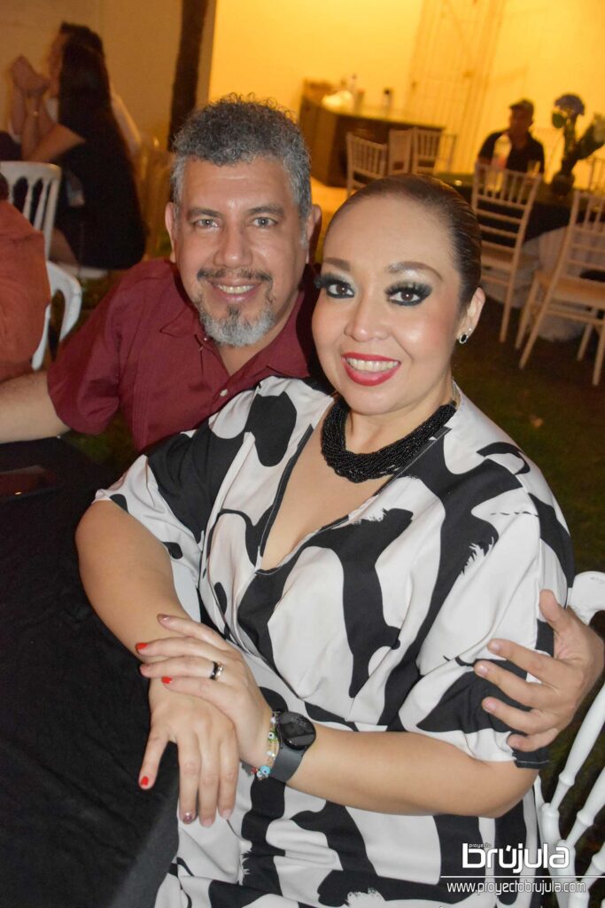 4 MIGUEL ARELLANO Y AHOLIBAMA TORRES