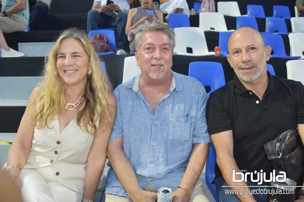 7 IVONNE MILLET, LUCIO LEDESMA Y LEO GRAHAM