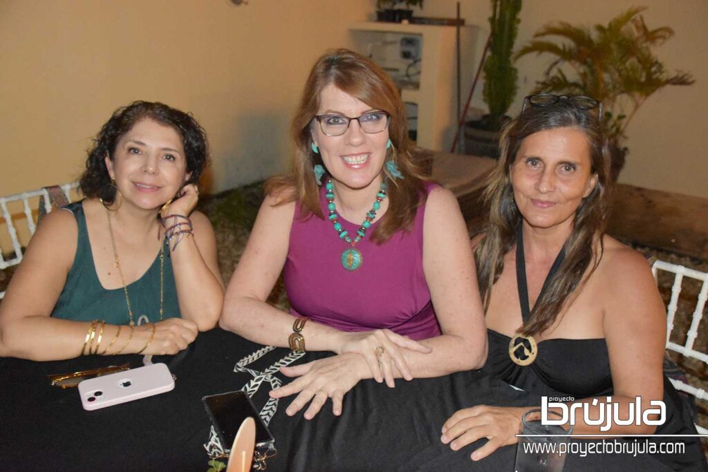 8 LIL FERNáNDEZ, LAURA ROJO FARBER Y TANIA GAMIO