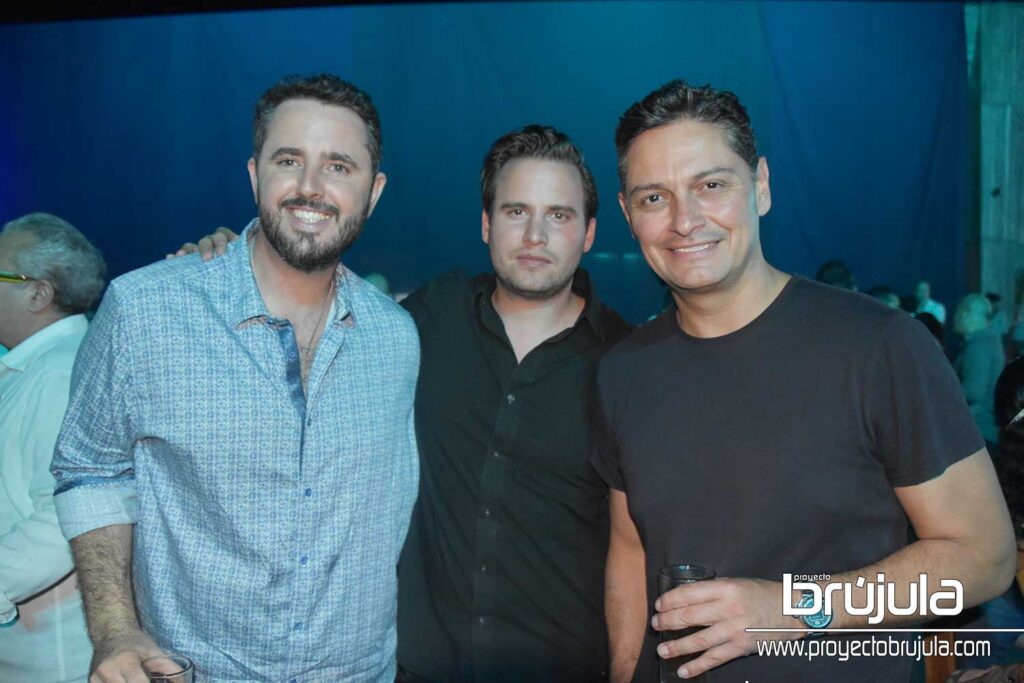8 MARTíN ORTIZ, GUILLERMO CARPENTER Y CHRISTIAN ESPINOSA