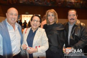 9 ALBERTO SáNCHEZ, LILLIAN ALARCóN, MARU HERNáNDEZ Y CHUY CENDEJEAS
