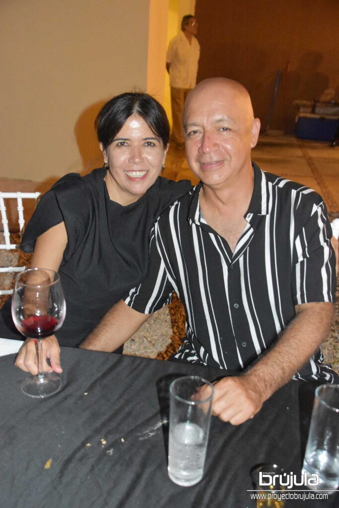 9 JéSSICA MACFARLAND Y JOSé LUIS JIMéNEZ