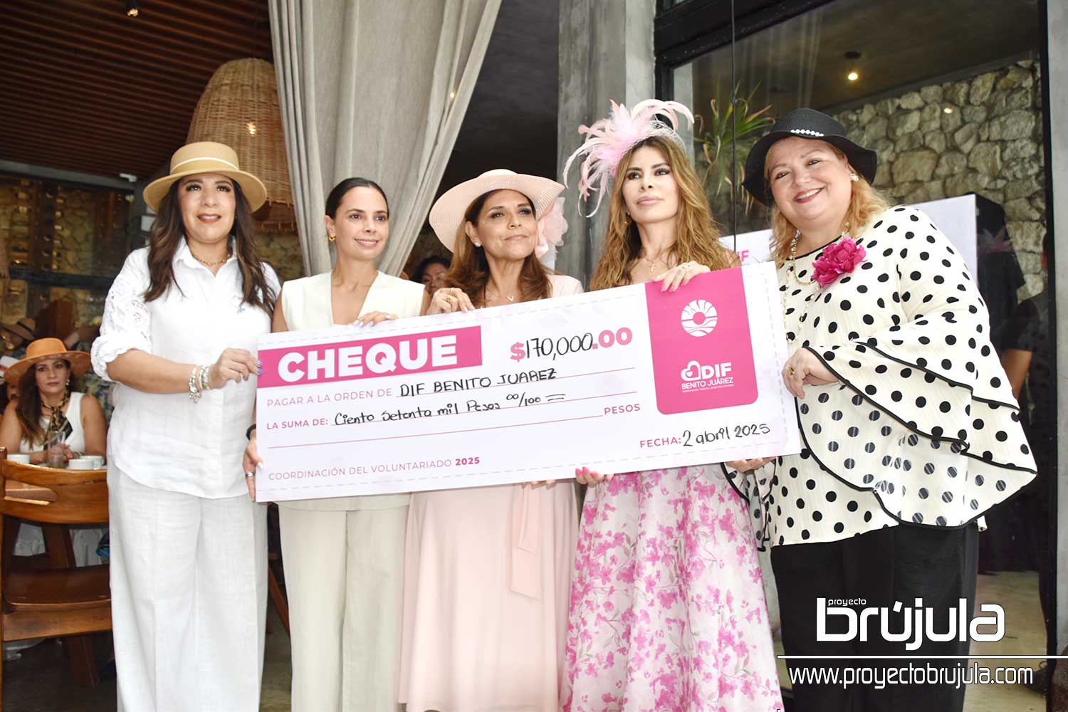 1 MARISOL SENDO, ANA PATY PERALTA, VERóNICA LEZAMA, VERóNICA ESCALANTE Y VERóNICA CAMACHO