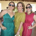 10 REGINA GAMBOA, JACKIE ALARCóN Y CRISTINA GAMBOA