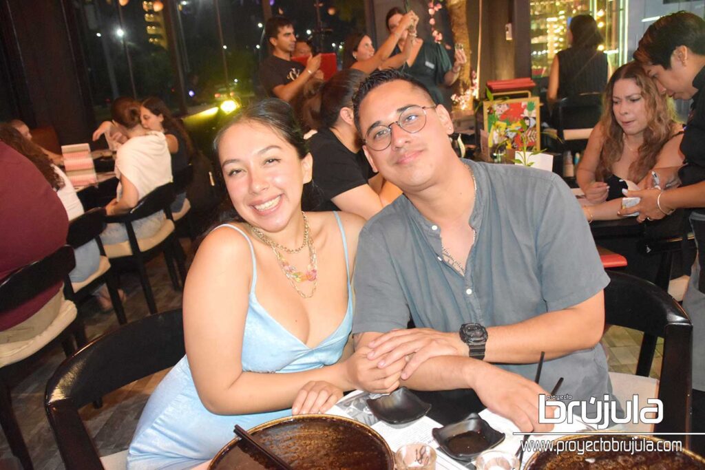12 MARIEL RUIZ Y FERNANDO SANTILLáN