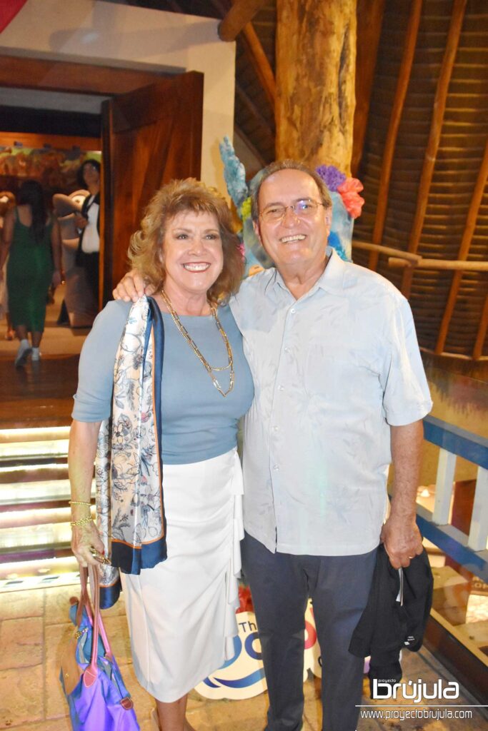 17 TERE Y FRANCISCO LóPEZ