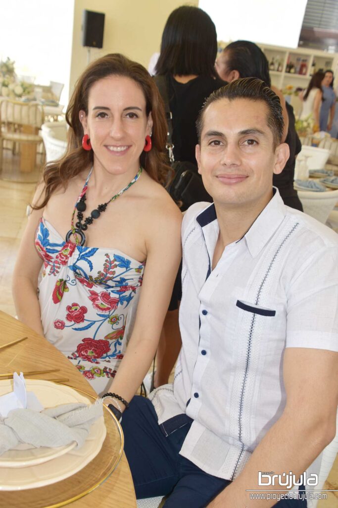 18 TANIA MARTíNEZ Y JOSé LUIS DE SILVA