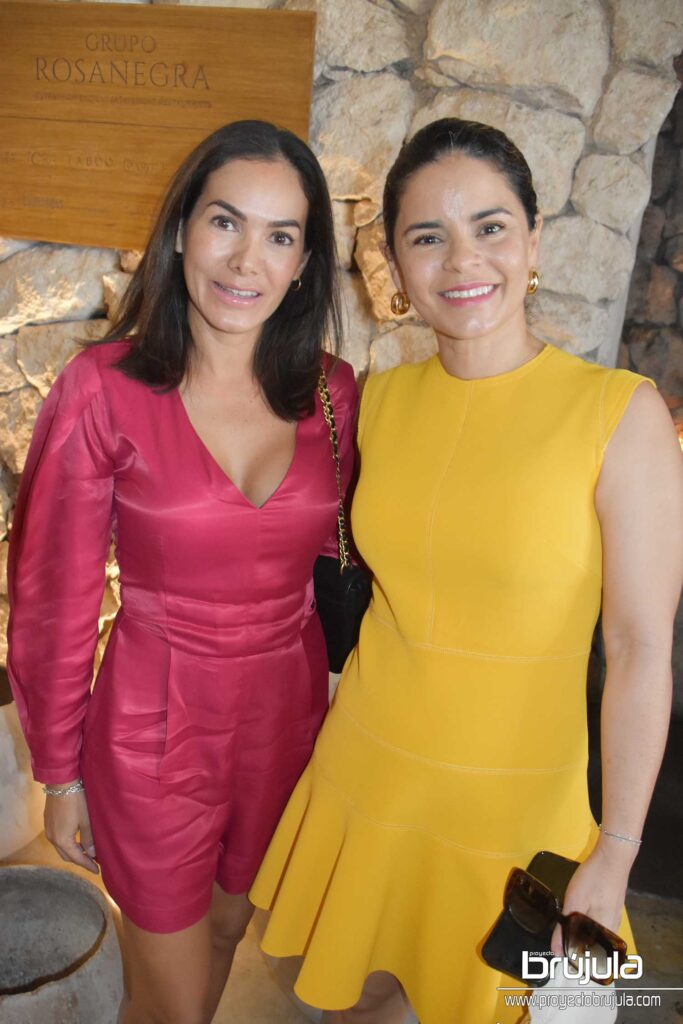 20 PATY AGUILAR