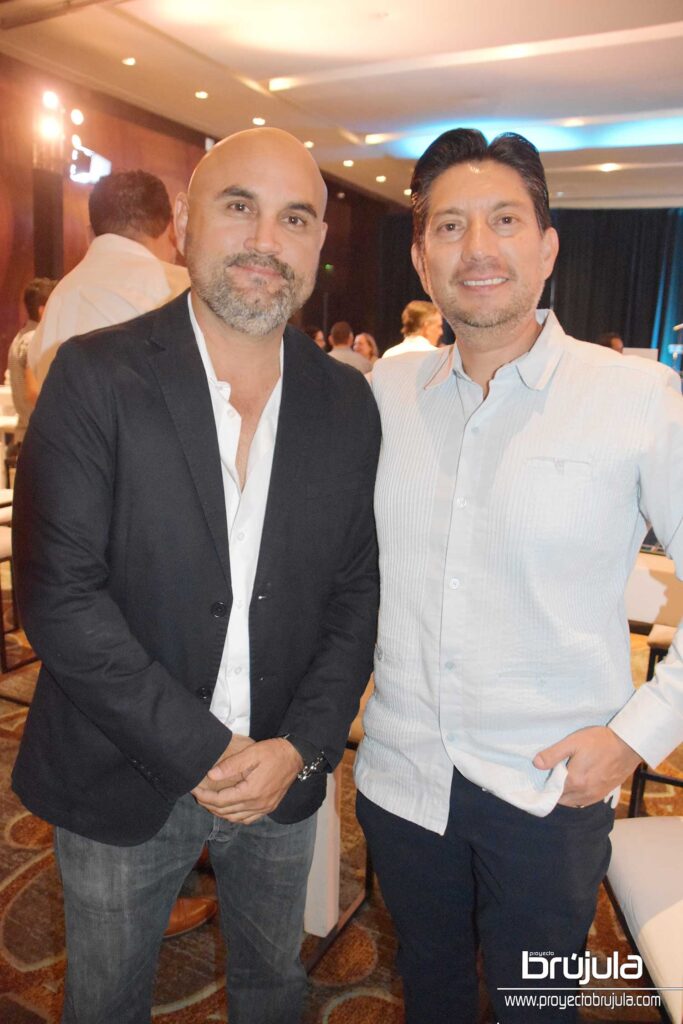 22 MIGUEL CáMARA Y PABLO CASAS
