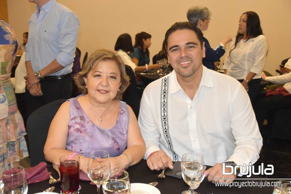 3 REINA ARCEO Y ENRIQUE ARTURO BAñOS