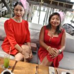 KARINA VIVEROS Y RAQUEL HUCHíN