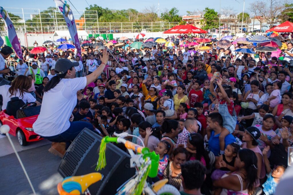 ¡PLAYA DEL CARMEN SE LLENA DE SONRISAS! MARA LEZAMA Y ESTEFANíA MERCADO CELEBRAN A LO GRANDE EL DíA DE LA NIñEZ5