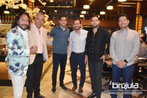 1 PEPE GóMEZ, IGNACIO ALARCóN, GINO SEGURA, BERNARDO CUETO, POTI GóMEZ Y PABLO CASAS