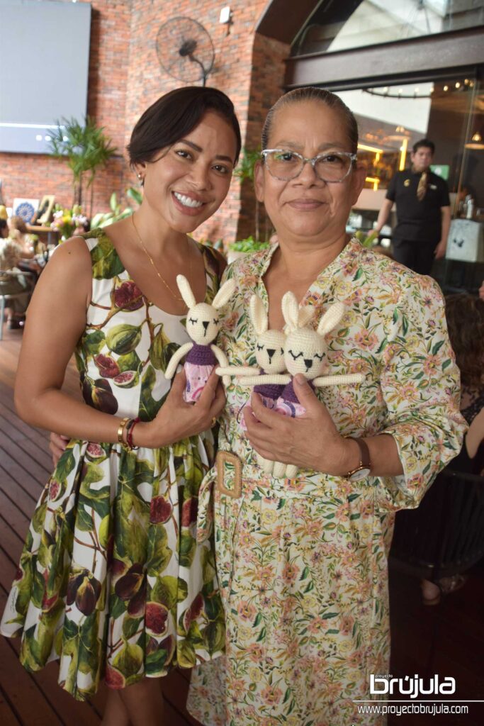 12 YULIANA RODRíGUEZ, MIRIAM GóMEZ