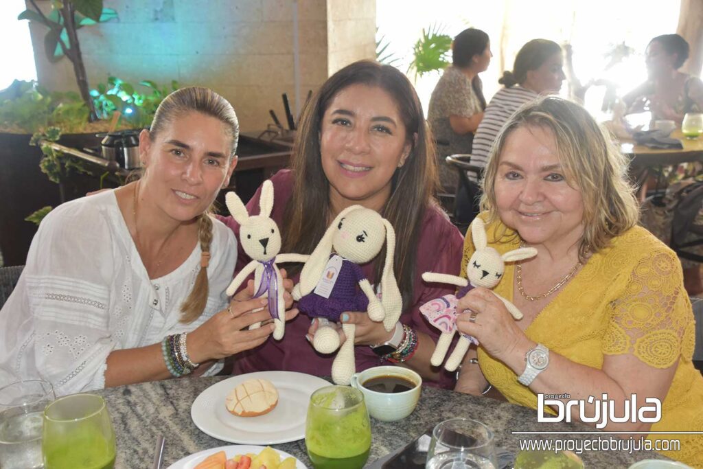 3 MONIQUE VINAY MARISOL SENDO Y SISSY TéYER