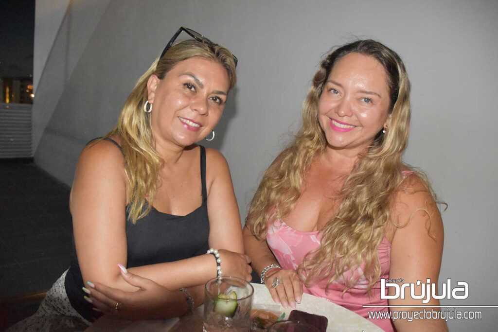 5 DIANA MOGUEL Y EVELYN PINTADO