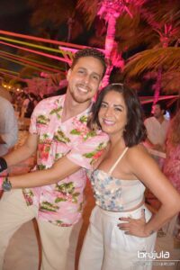 7 DAVID GONZáLEZ Y VANESSA GUTIéRREZ
