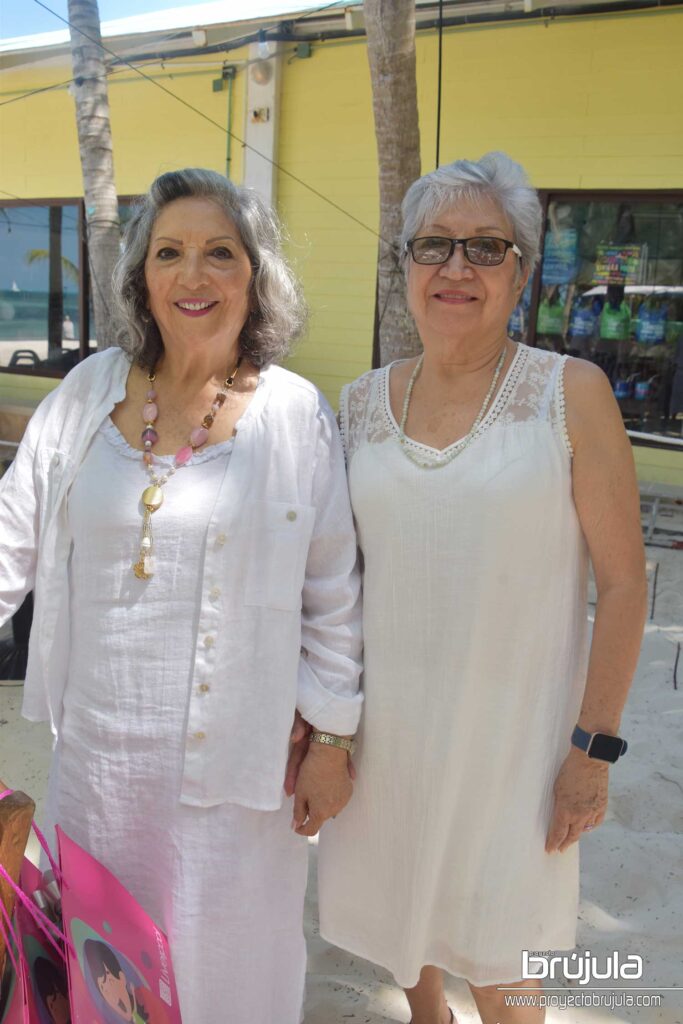 8 MARíA TERESA E IRMA QUINTANA