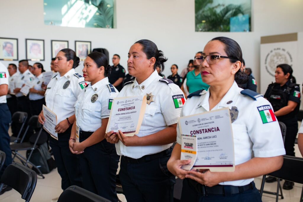 ESTEFANíA MERCADO FORTALECE LA ATENCIóN TURíSTICA CON UNA POLICíA MáS PROFESIONAL1