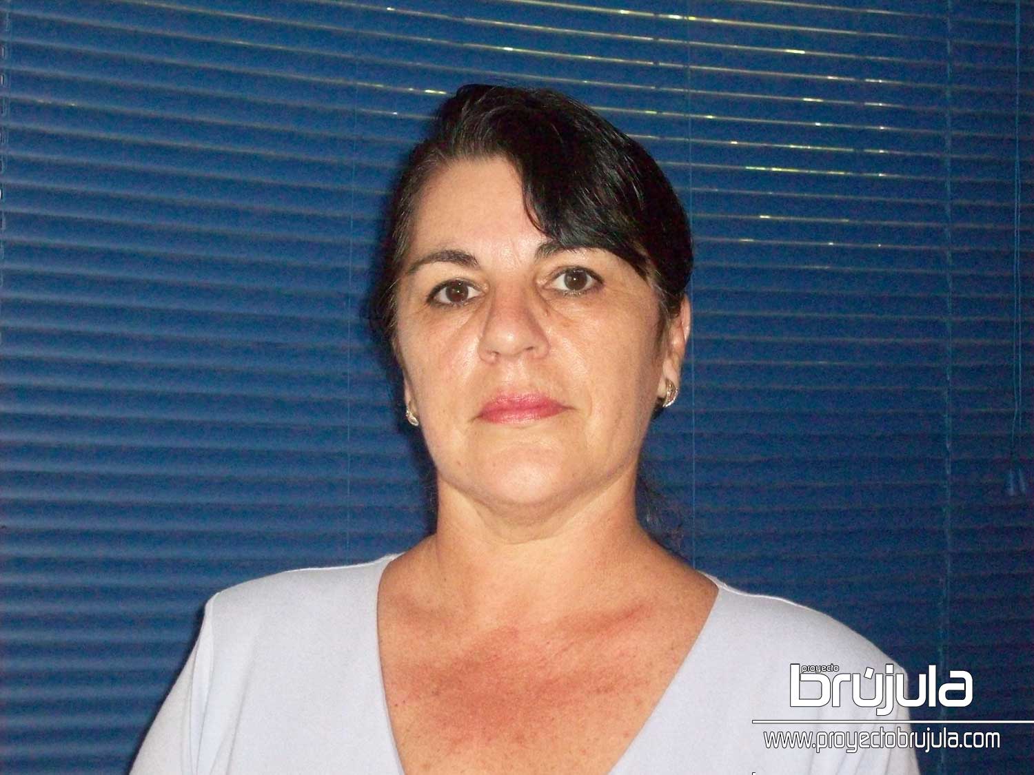 ROSALíA OLIVARES ZORRILLA