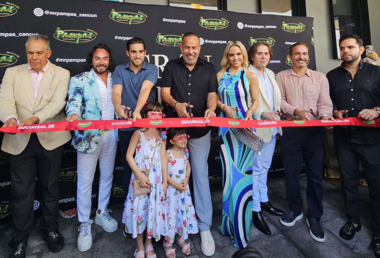 SE INAUGURA EL NUEVO MR PAMPAS CANCúN EN LA BONAMPAK11