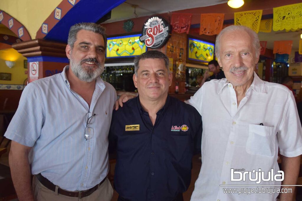 10 PAUL GUZMáN, VERA Y MANUEL GARCíA JURADO