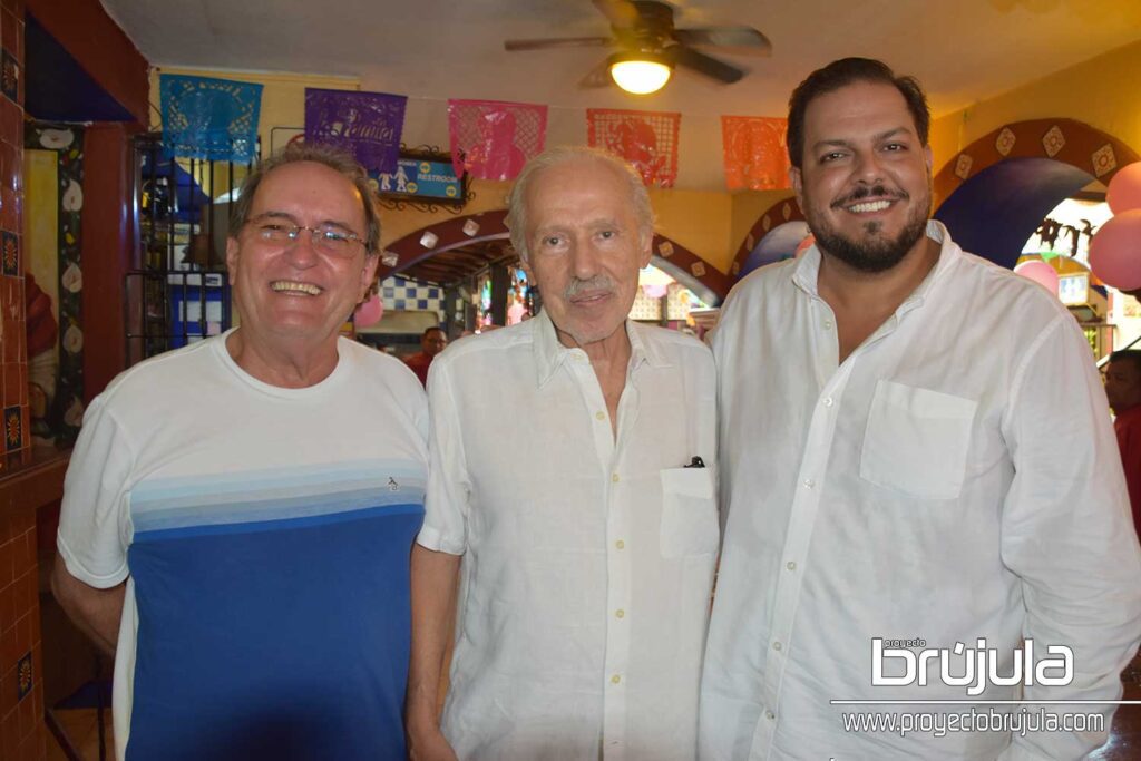 2 FRANCISCO LóPEZ MENA, MANUEL GARCíA JURADO Y CARLOS DEL CASTILLO